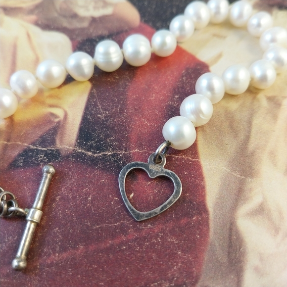 Freshwater Pearl Bracelet with Sterling Silver Clasp - Picture 6 of 12